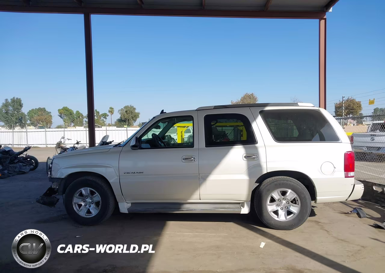 2006 Cadillac Escalade Standard VIN:1GYEC63N66R138566 - 15