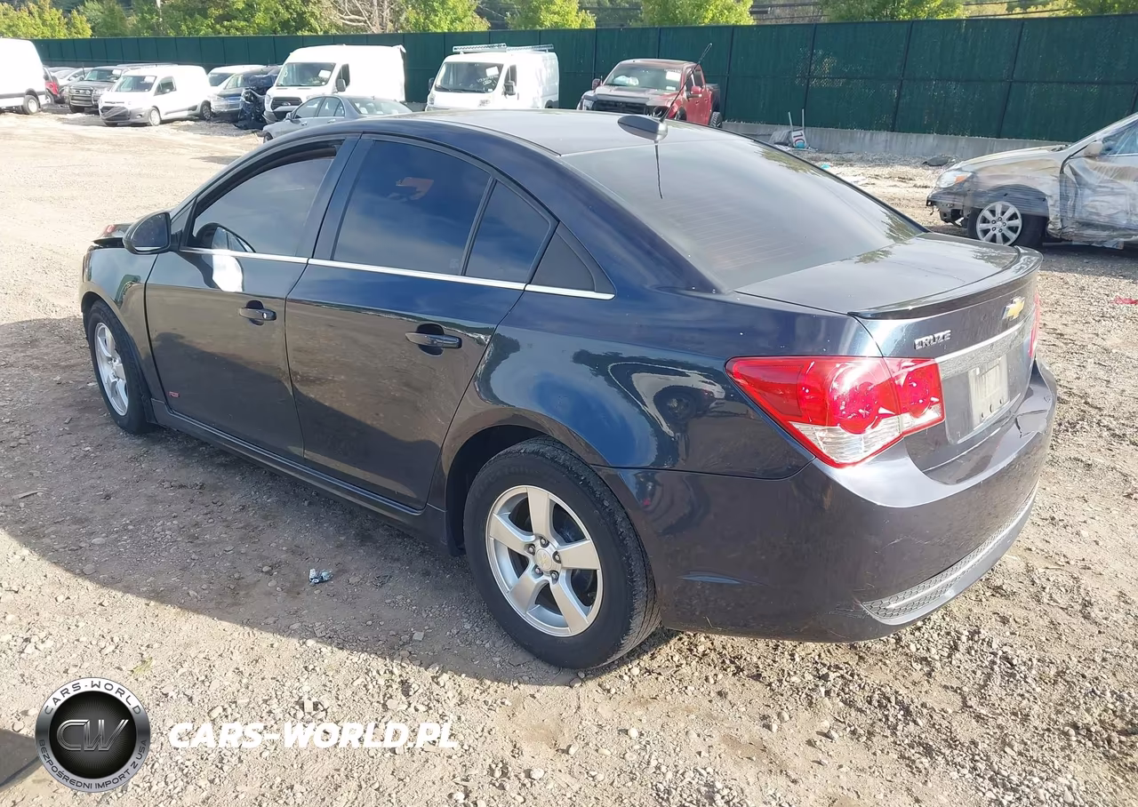 2016 Chevrolet Cruze Limited 1Lt Auto VIN:1G1PE5SB8G7175635 - 3