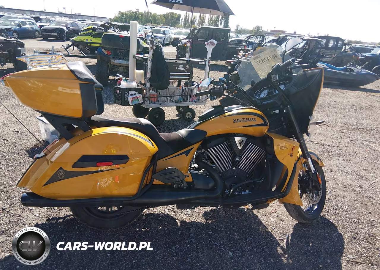 2013 Victory Motorcycles Cness Cross Country VIN:5VPKW36N7D3017749 - 12