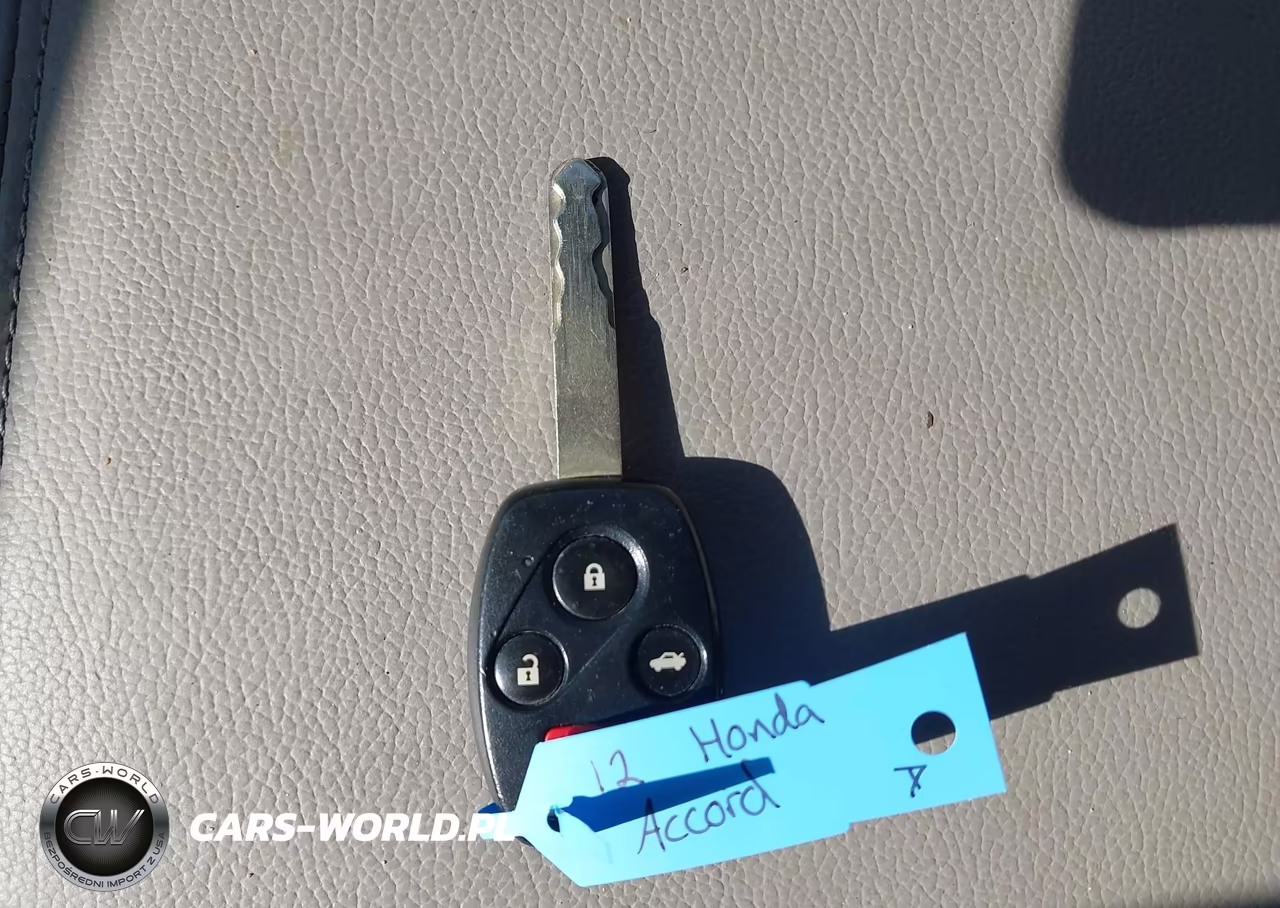 2012 Honda Accord 3.5 Ex-L VIN:1HGCP3F8XCA020411 - 11
