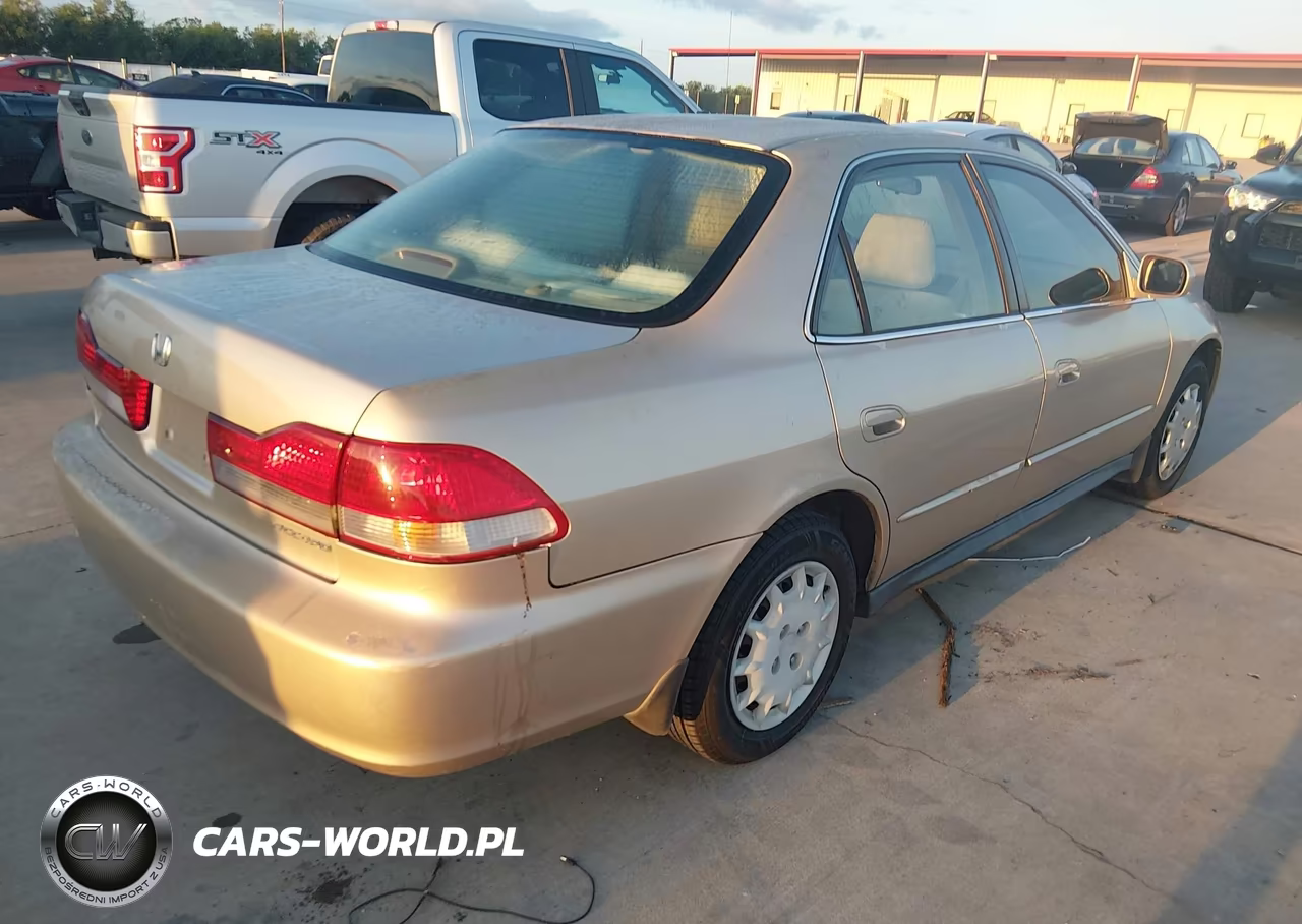 2002 Honda Accord 2.3 Lx VIN:3HGCG66512G703038 - 4