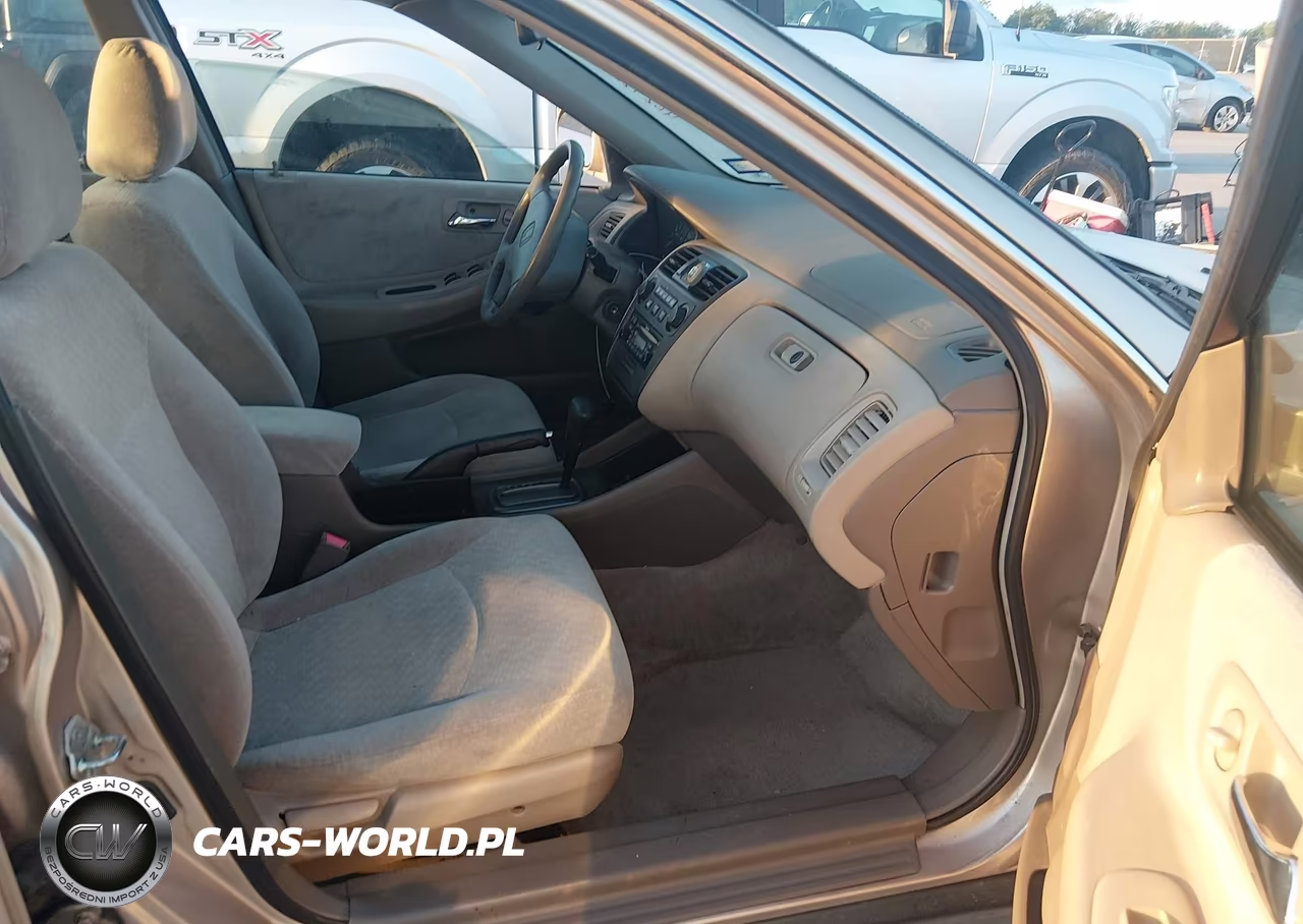 2002 Honda Accord 2.3 Lx VIN:3HGCG66512G703038 - 5
