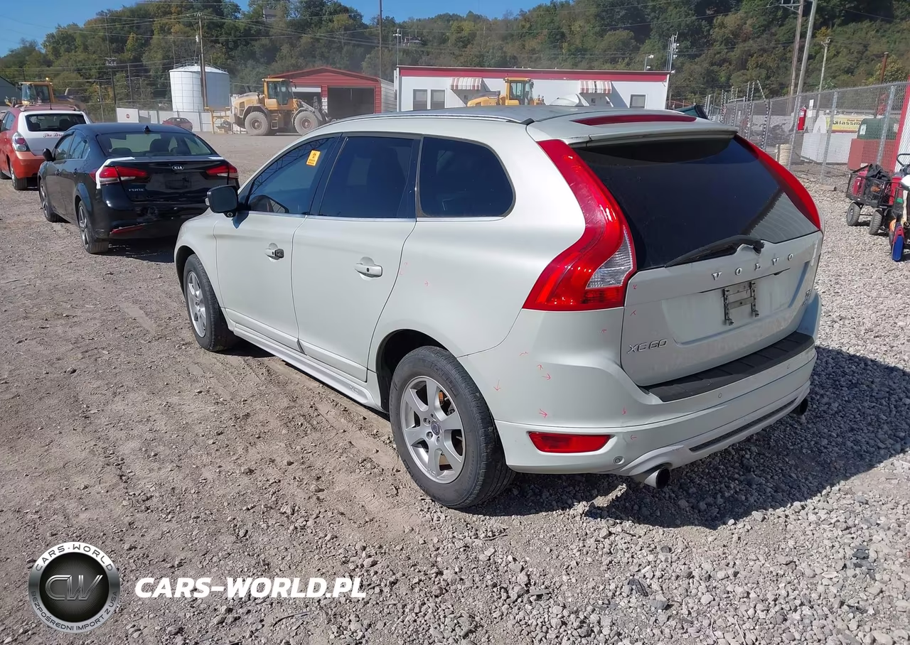 2012 Volvo Xc60 T6-T6 Platinum-T6 Premier Plus-T6 R-Design-T6 R-Design Platinum-T6 R-Design Premier Plus VIN:YV4902DZ9C2319317 - 3