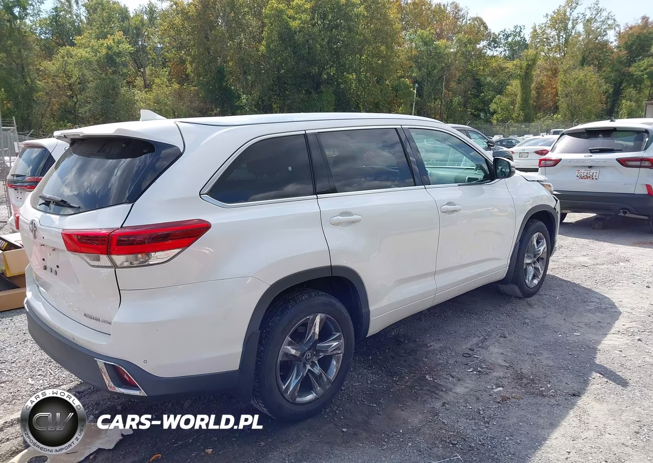2018 Toyota Highlander Limited Platinum VIN:5TDDZRFH1JS491864 - 4