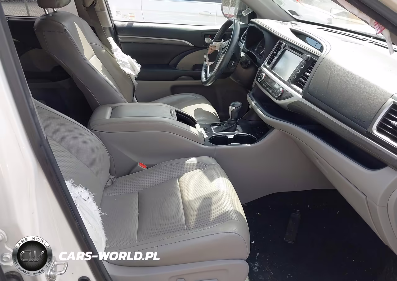 2018 Toyota Highlander Limited Platinum VIN:5TDDZRFH1JS491864 - 5