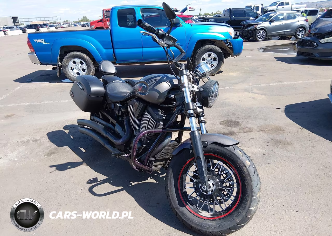 2015 Victory Motorcycles Gunner