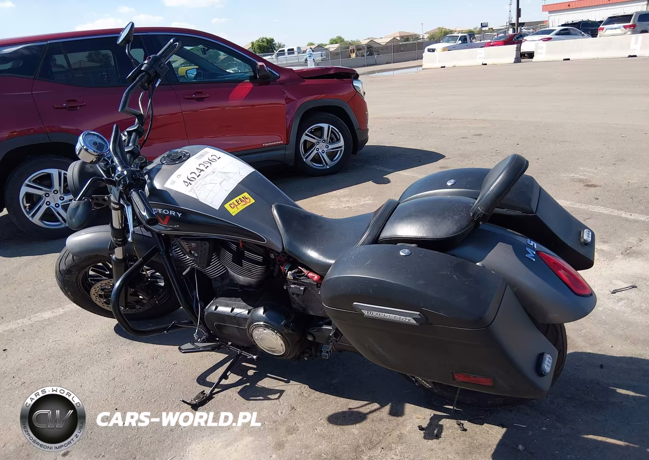 2015 Victory Motorcycles Gunner VIN:5VPLB36NXF3039182 - 13