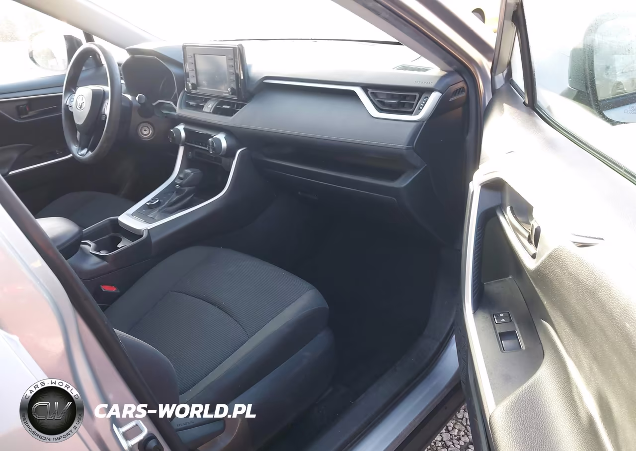 2020 Toyota Rav4 Hybrid Le VIN:2T3LWRFV6LW092430 - 18