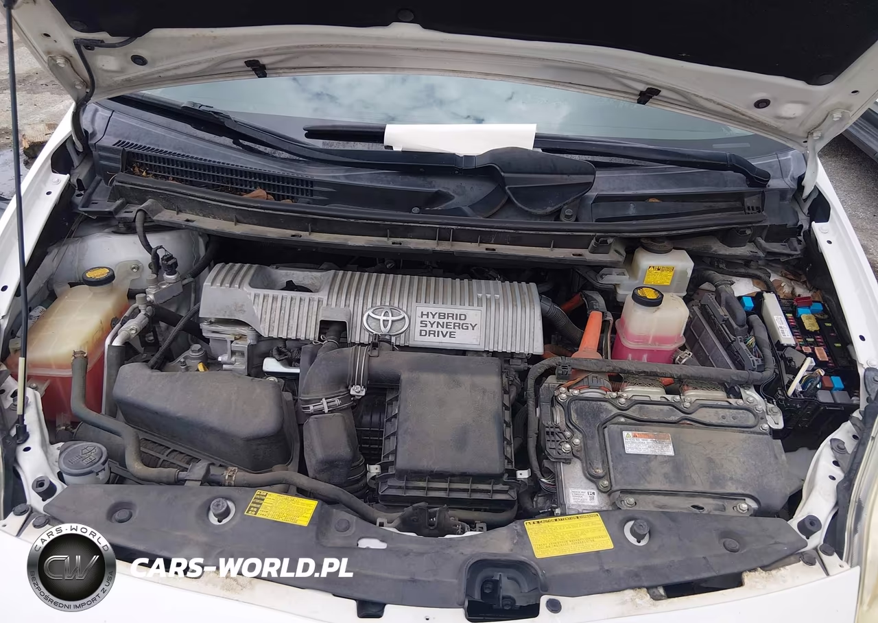 2013 Toyota Prius Two VIN:JTDKN3DU5D5696369 - 10