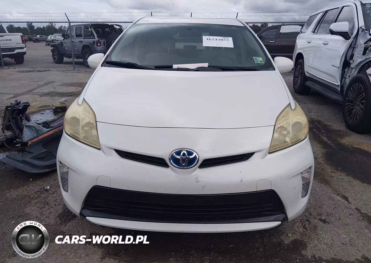 2013 Toyota Prius Two VIN:JTDKN3DU5D5696369 - 12