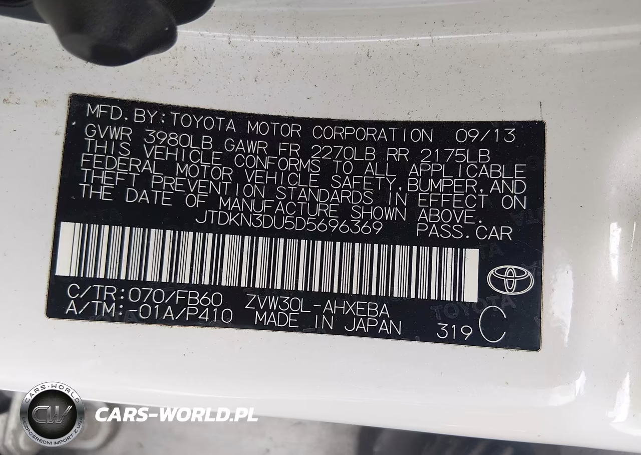 2013 Toyota Prius Two VIN:JTDKN3DU5D5696369 - 9