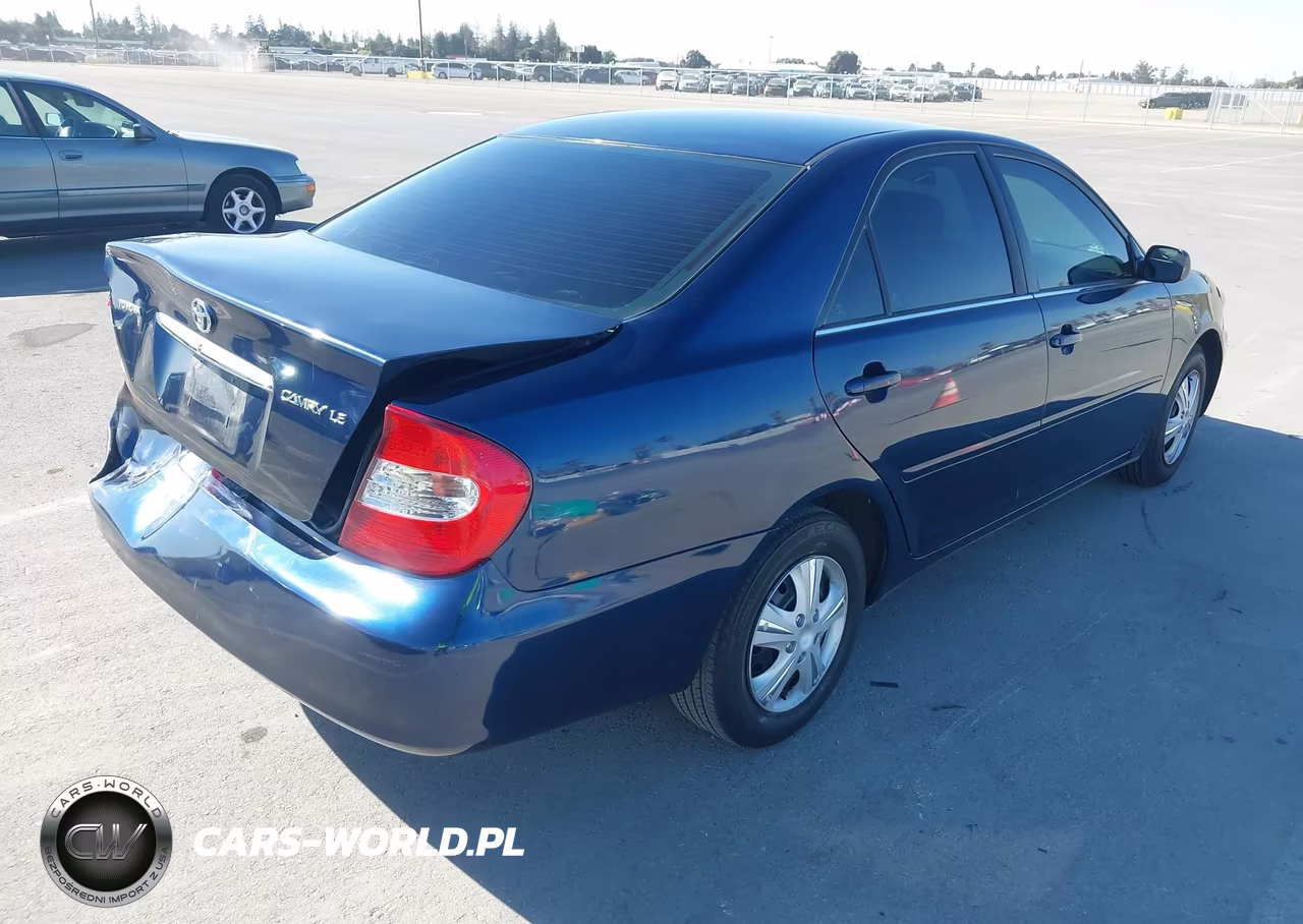 2003 Toyota Camry Le VIN:4T1BE30K23U230094 - 4