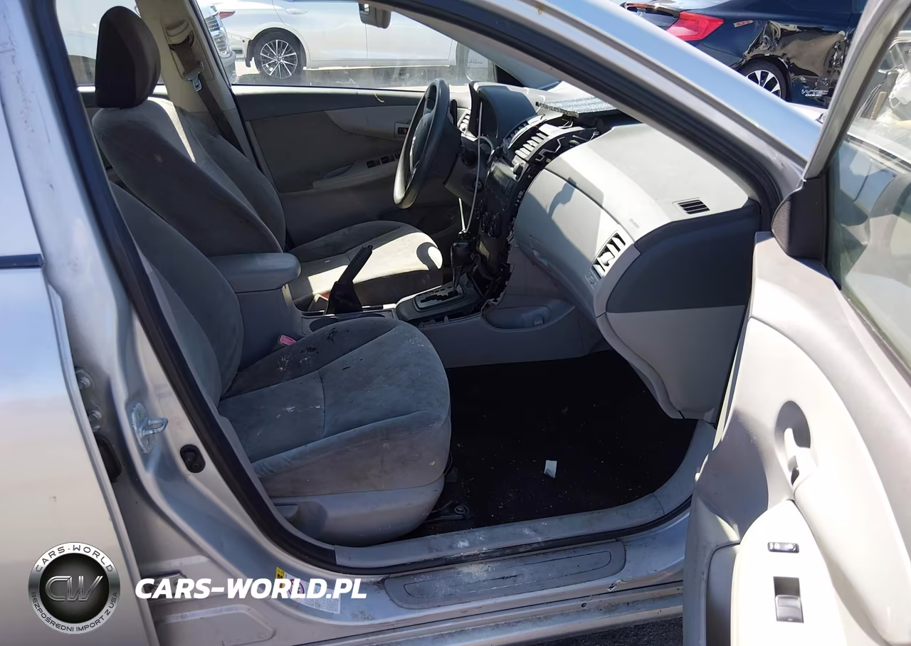 2009 Toyota Corolla Le VIN:JTDBL40EX99023796 - 5