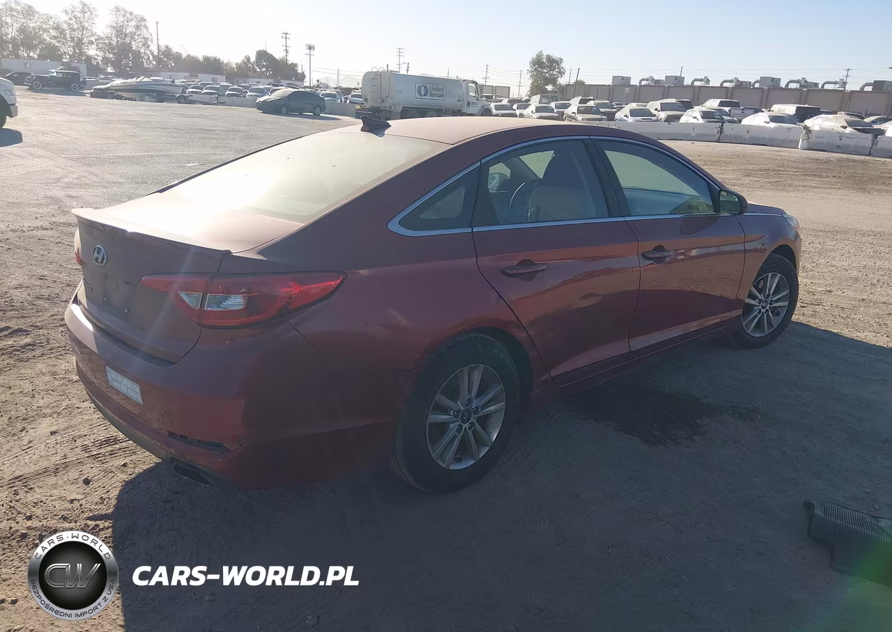 2016 Hyundai Sonata Se VIN:5NPE24AFXGH335385 - 4