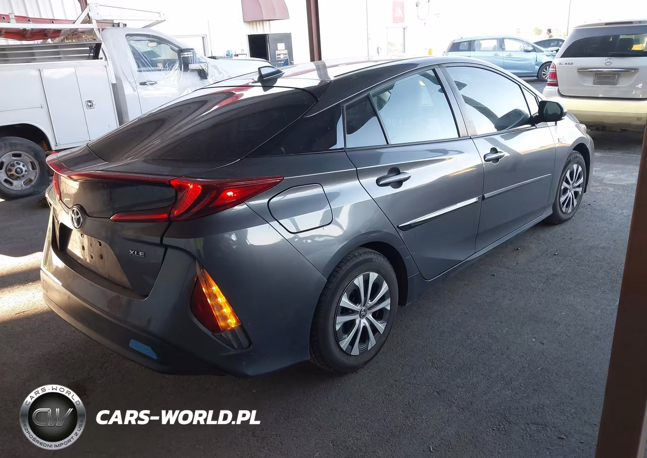 2021 Toyota Prius Prime Xle VIN:JTDKAMFP1M3178375 - 4