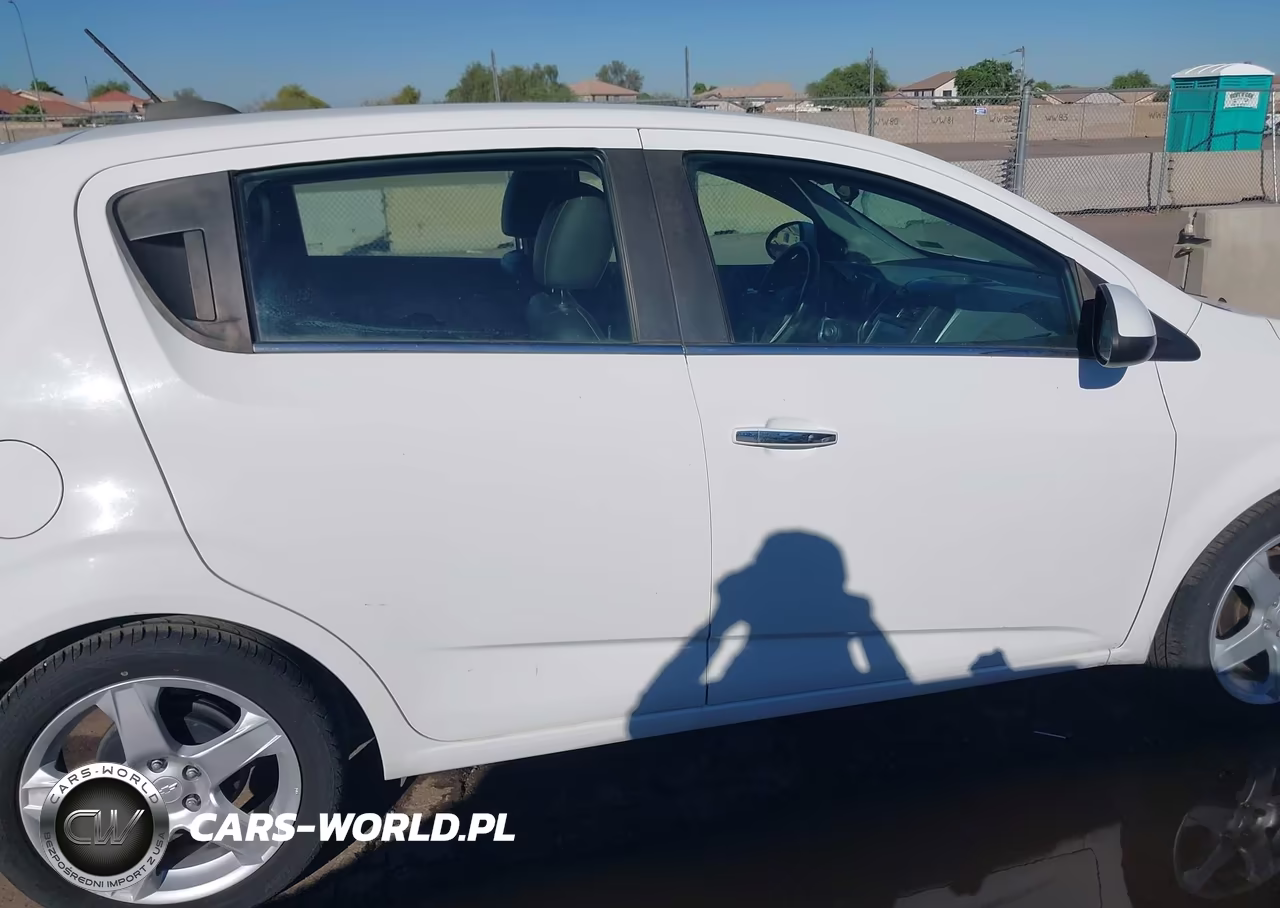 2016 Chevrolet Sonic Ltz Auto VIN:1G1JE6SB3G4149764 - 14