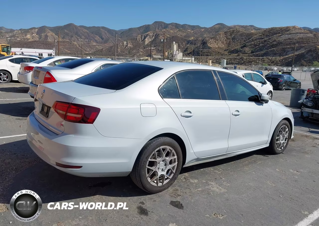 2017 Volkswagen Jetta 1.4T S VIN:3VW2B7AJ0HM382569 - 4