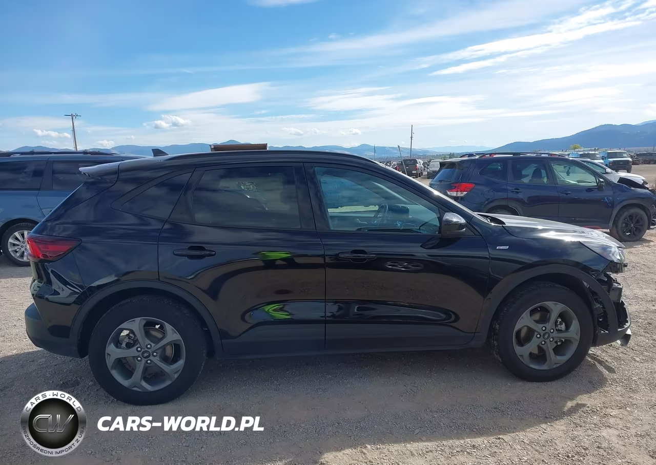 2025 Ford Escape St-Line Select VIN:1FMCU9NA6SUB31822 - 14