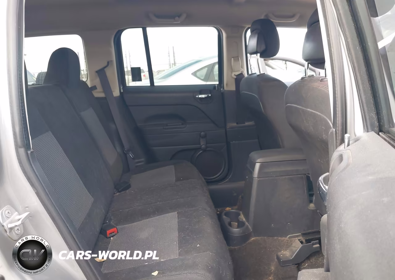 2015 Jeep Patriot Sport VIN:1C4NJPBB0FD306286 - 8