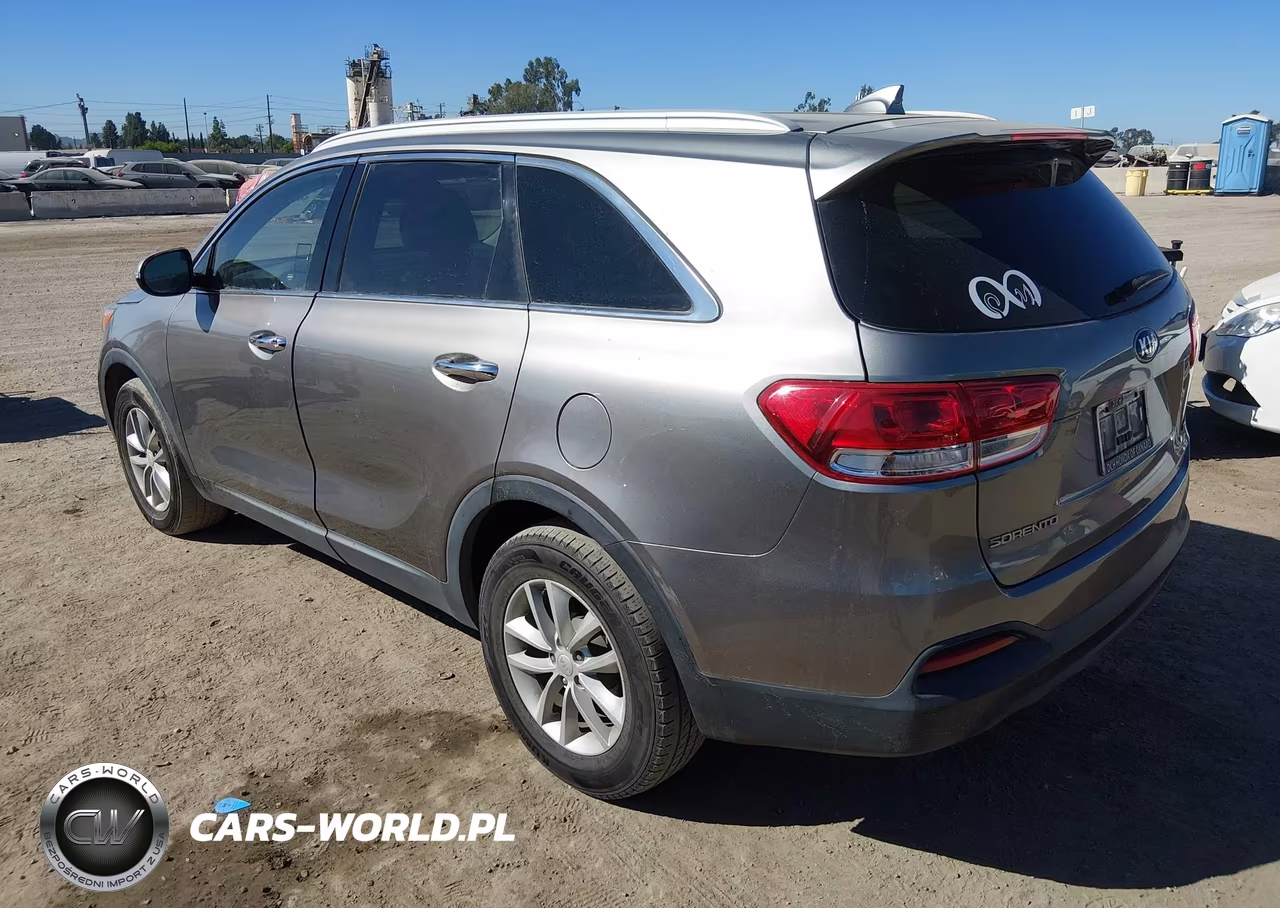 2018 Kia Sorento 2.4L Lx VIN:5XYPG4A35JG346728 - 3