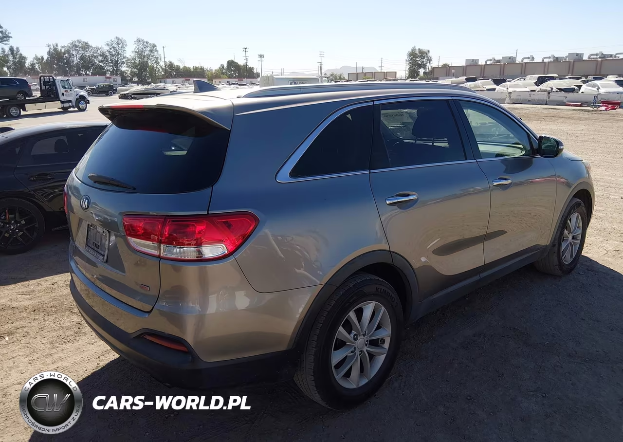 2018 Kia Sorento 2.4L Lx VIN:5XYPG4A35JG346728 - 4
