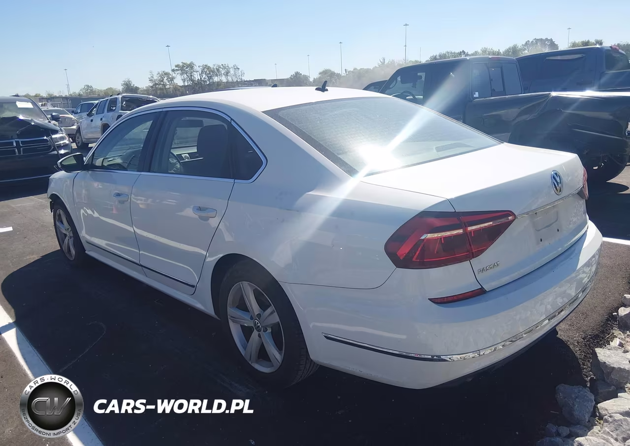 2017 Volkswagen Passat 1.8T S VIN:1VWAT7A38HC032912 - 3