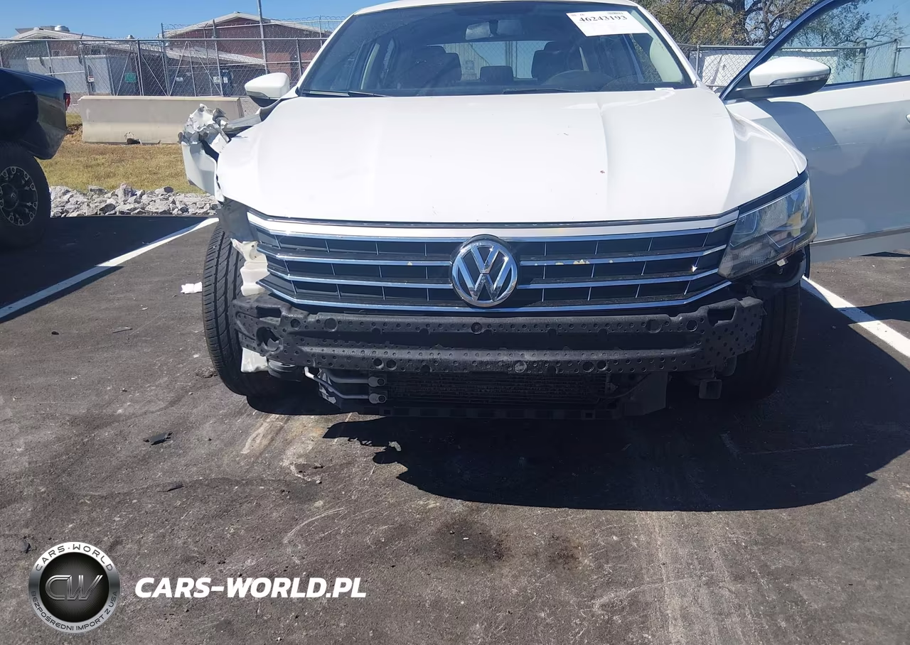 2017 Volkswagen Passat 1.8T S VIN:1VWAT7A38HC032912 - 6