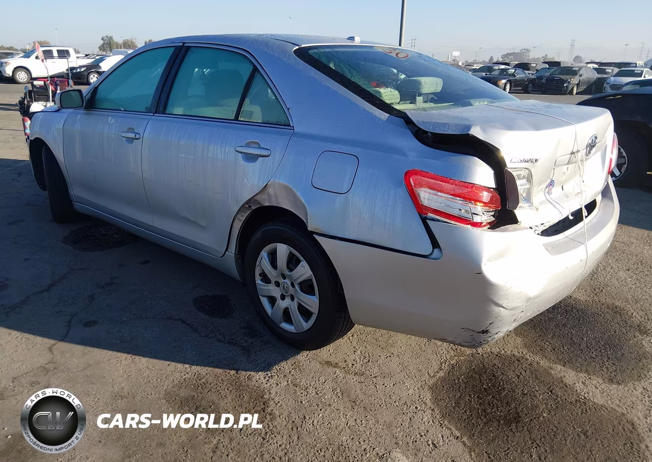 2010 Toyota Camry Le VIN:4T1BF3EK8AU080883 - 3