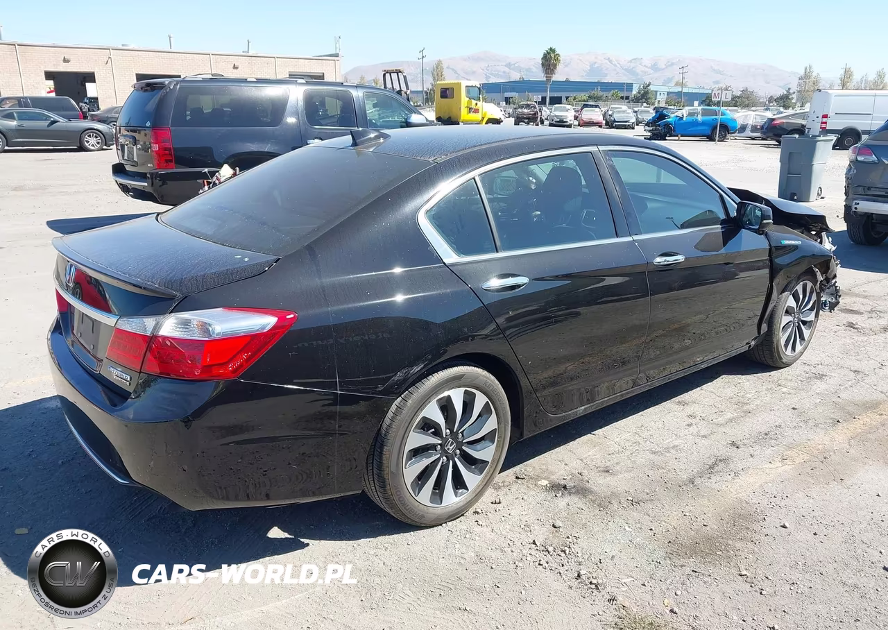 2014 Honda Accord Hybrid Touring VIN:1HGCR6F74EA009314 - 4