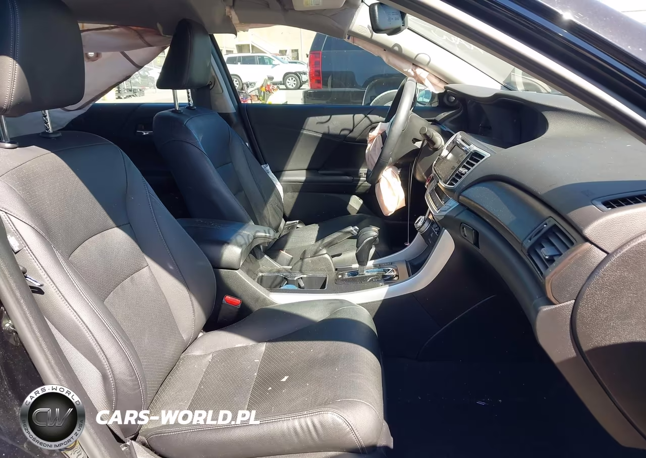 2014 Honda Accord Hybrid Touring VIN:1HGCR6F74EA009314 - 5