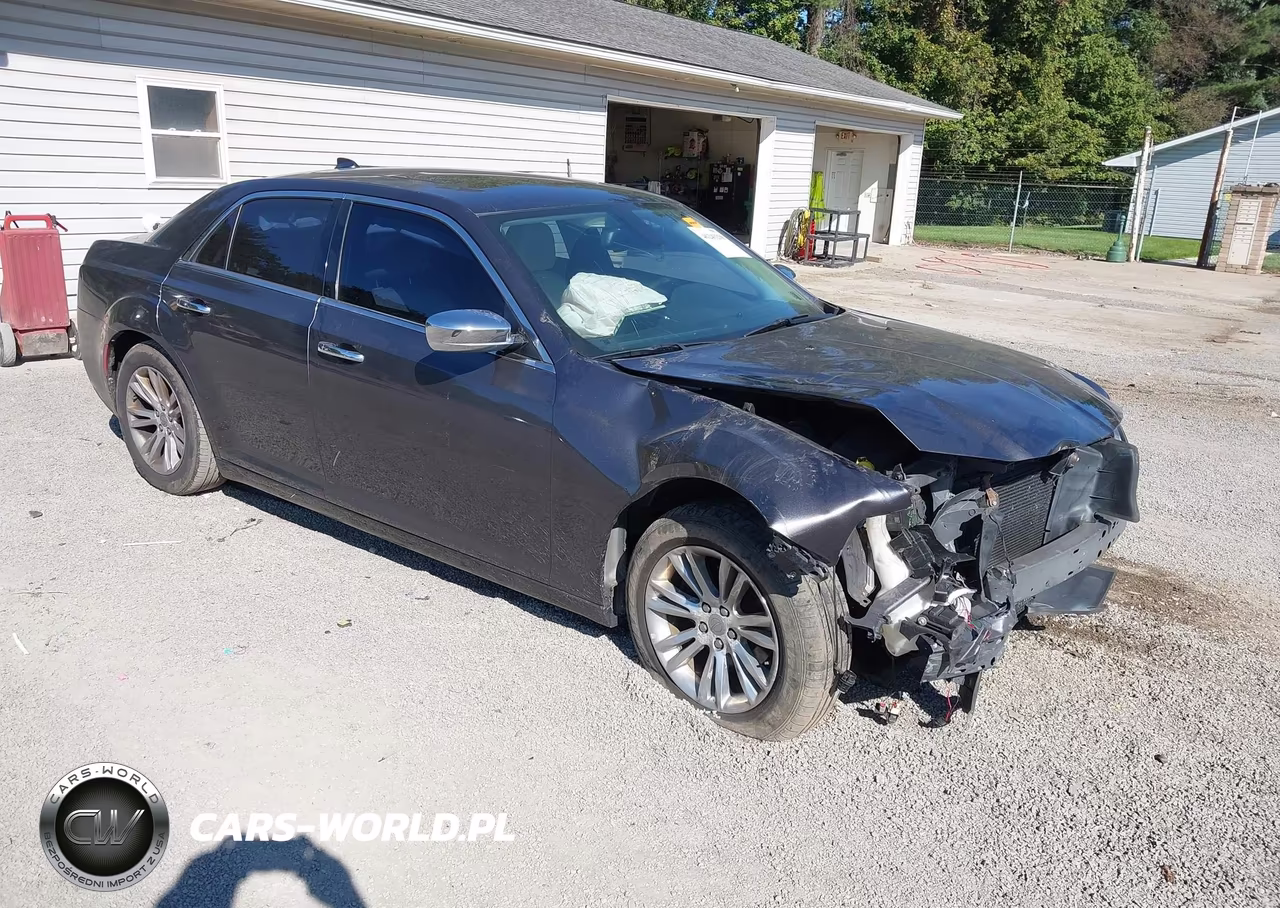 2016 Chrysler 300C