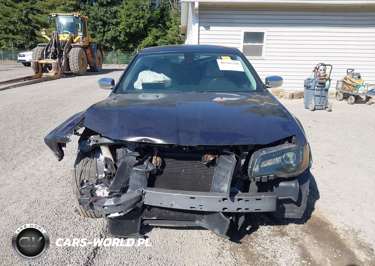 2016 Chrysler 300C VIN:2C3CCAEGXGH212138 - 13