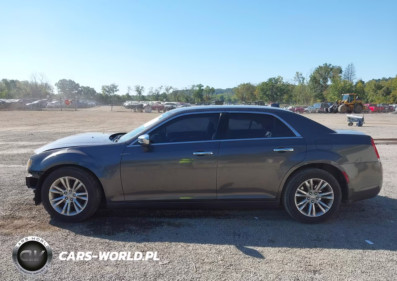 2016 Chrysler 300C VIN:2C3CCAEGXGH212138 - 15
