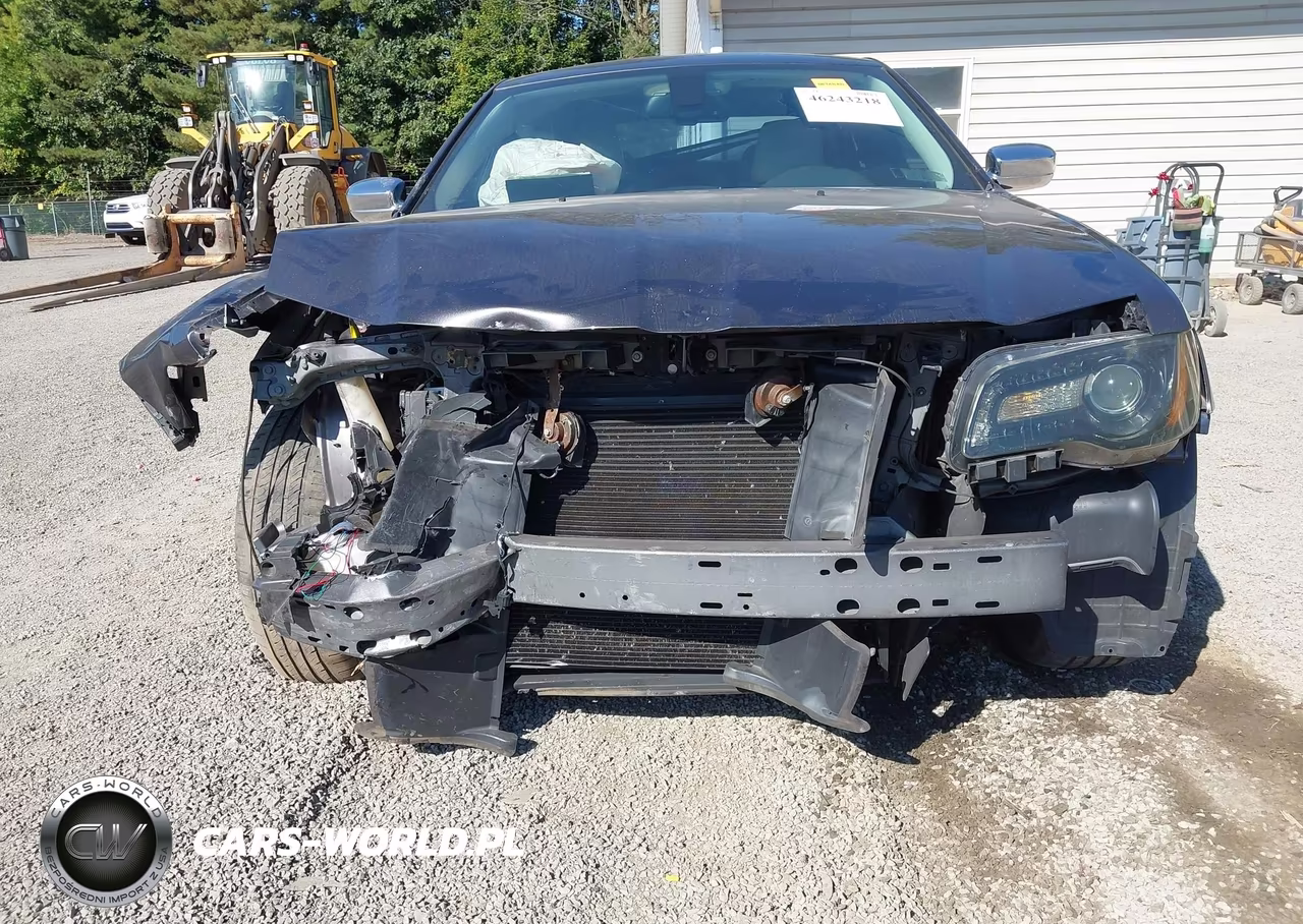 2016 Chrysler 300C VIN:2C3CCAEGXGH212138 - 6