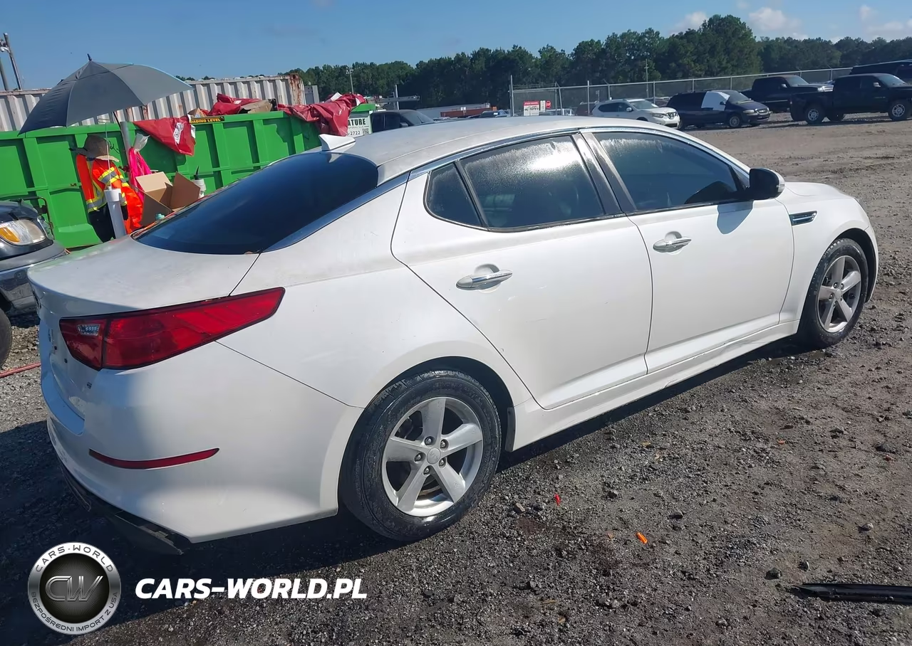 2015 Kia Optima Lx VIN:KNAGM4A7XF5585023 - 4