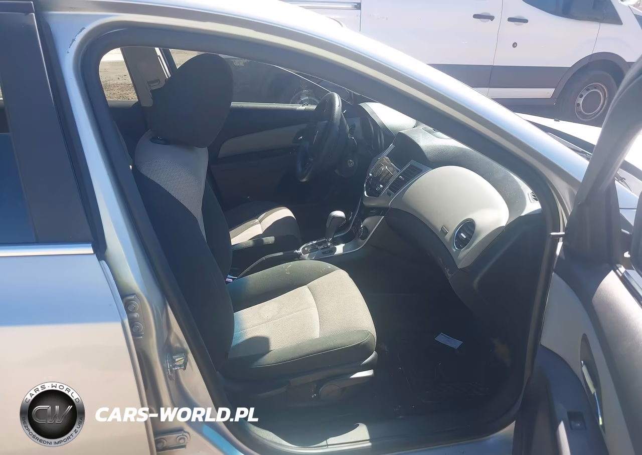 2011 Chevrolet Cruze Ls VIN:1G1PC5SH5B7189883 - 5