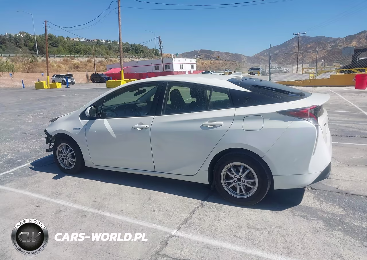 2017 Toyota Prius Three VIN:JTDKARFU4H3036854 - 15