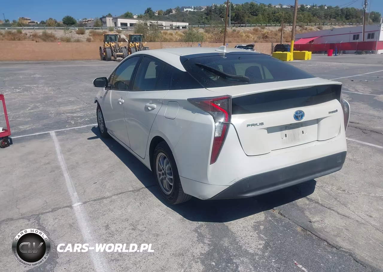 2017 Toyota Prius Three VIN:JTDKARFU4H3036854 - 3