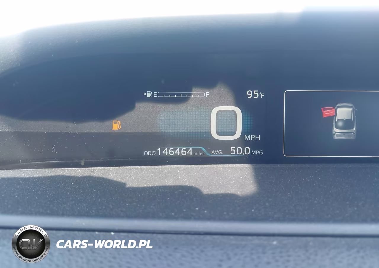 2017 Toyota Prius Three VIN:JTDKARFU4H3036854 - 7