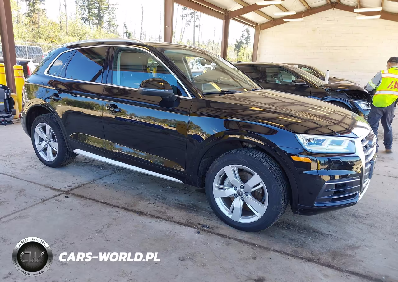 2018 Audi Q5 2.0T Premium-2.0T Tech Premium