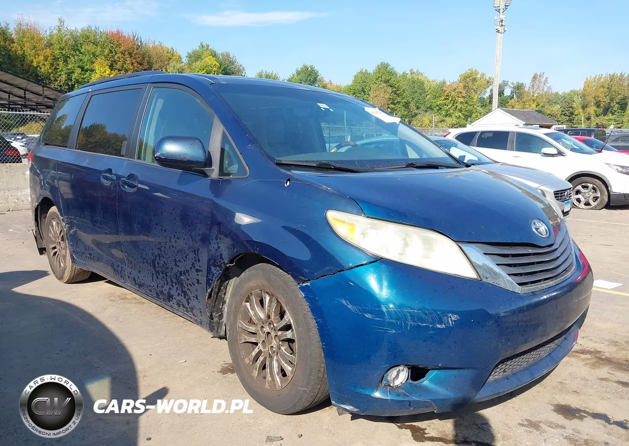 2011 Toyota Sienna Xle V6 – zdjęcie 1 z 16