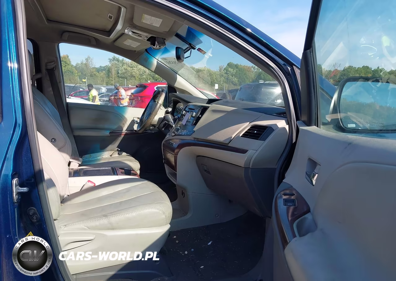 2011 Toyota Sienna Xle V6 VIN:5TDYK3DC9BS135321 - 5