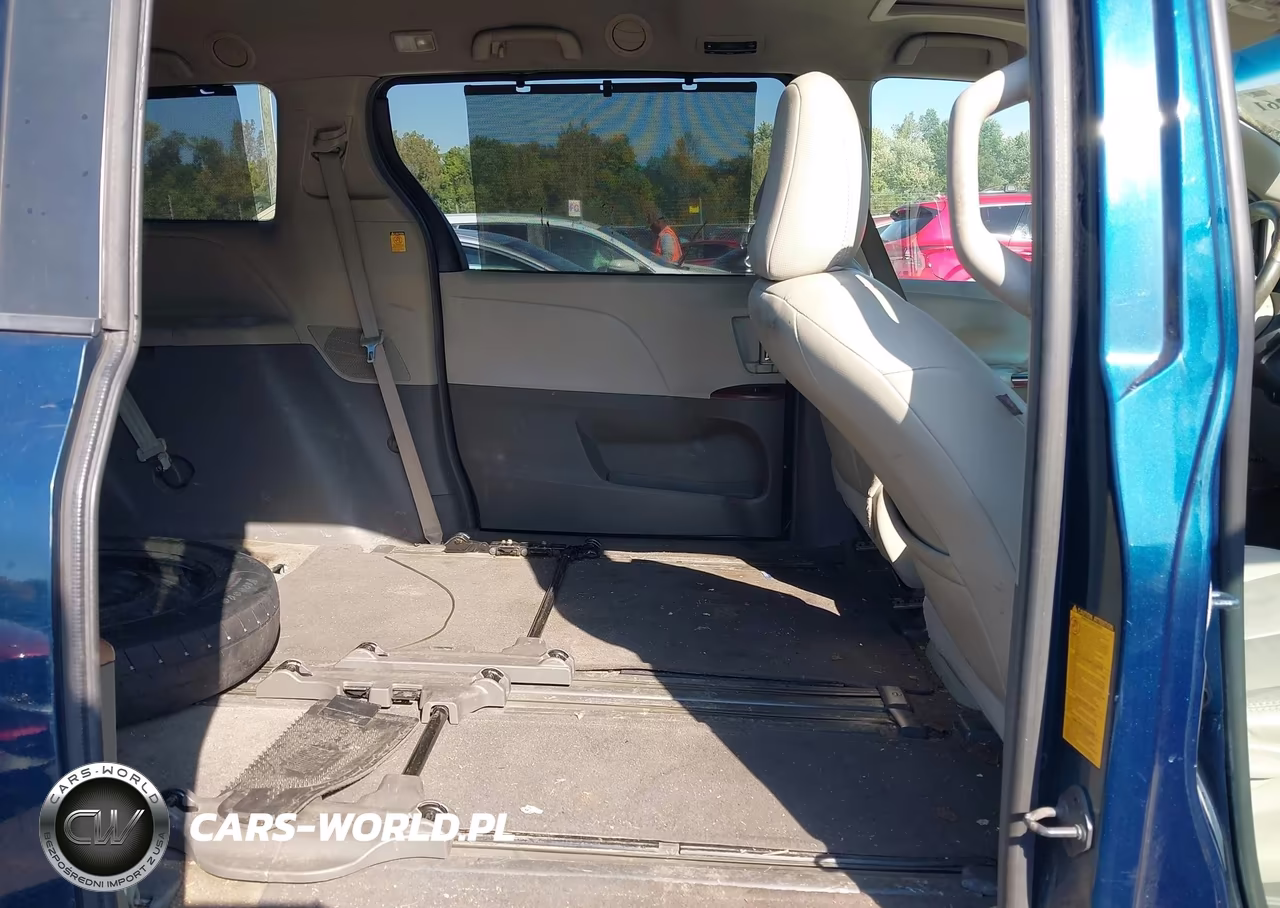 2011 Toyota Sienna Xle V6 VIN:5TDYK3DC9BS135321 - 8