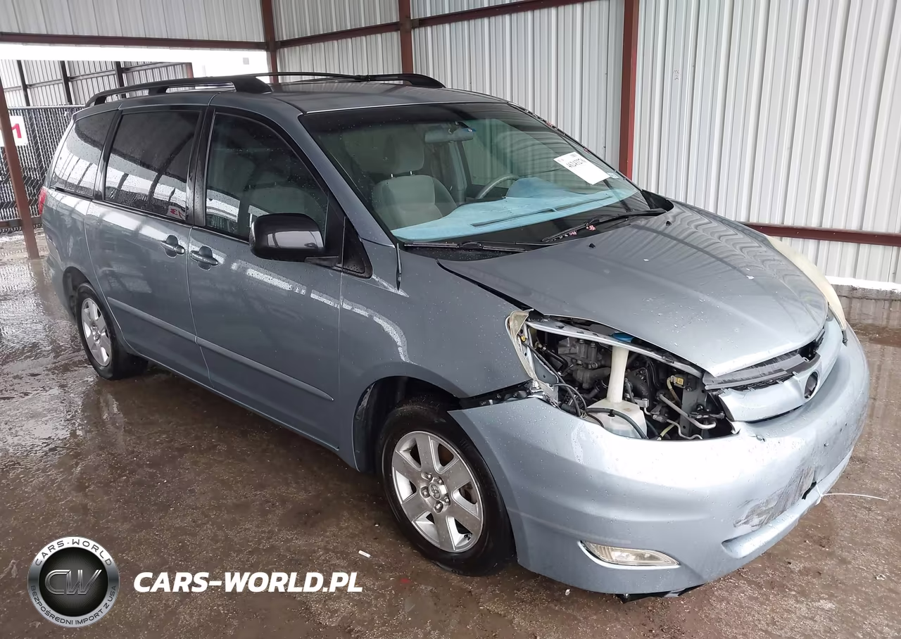 2010 Toyota Sienna Le