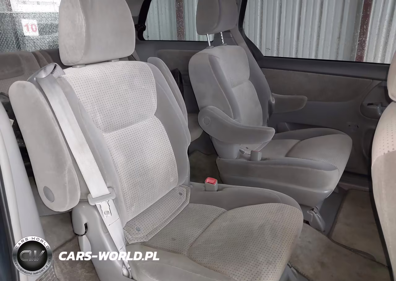 2010 Toyota Sienna Le VIN:5TDKK4CC4AS310196 - 8