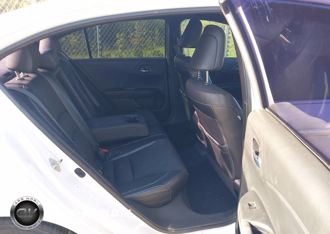 2016 Honda Accord Sport VIN:1HGCR2F50GA189238 - 8