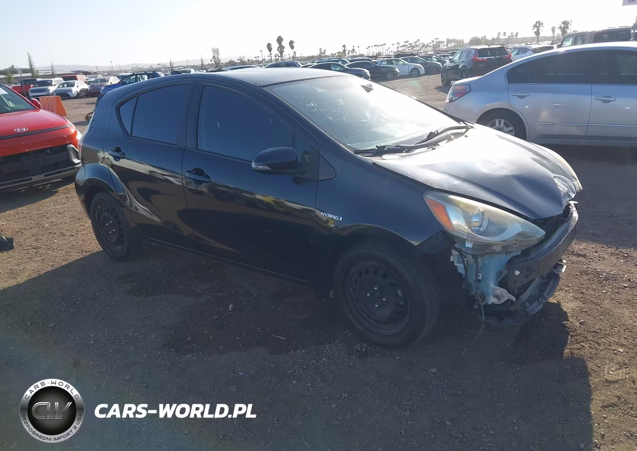 TOYOTA PRIUS C