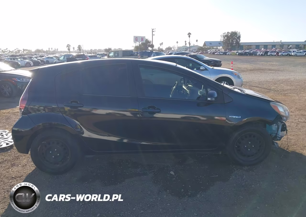 TOYOTA PRIUS C VIN:JTDKDTB39G1121961 - 14