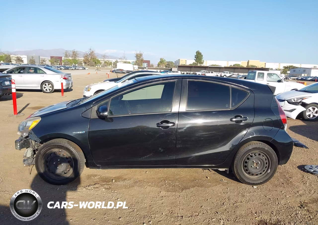 TOYOTA PRIUS C VIN:JTDKDTB39G1121961 - 15