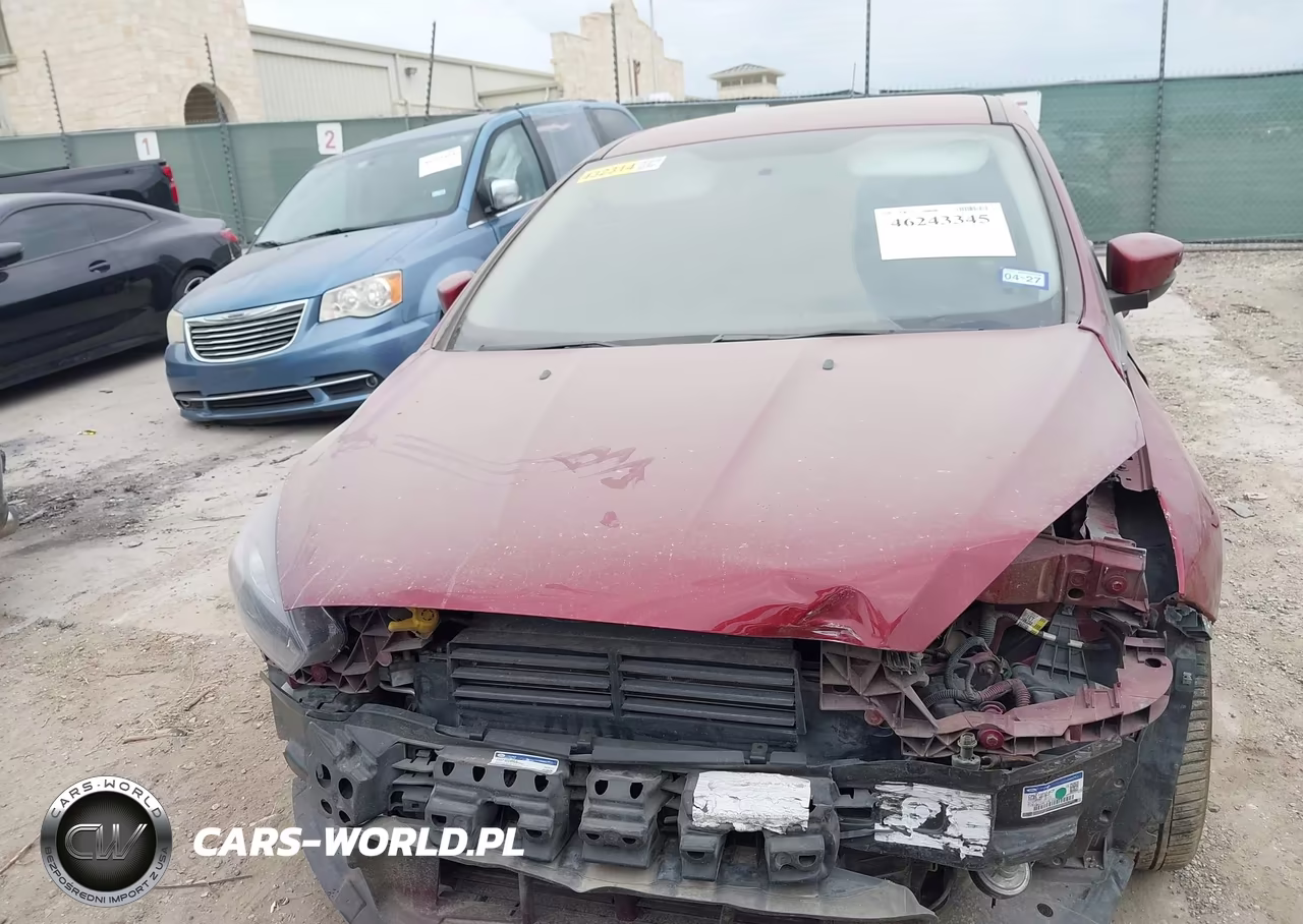 2015 Ford Focus Se VIN:1FADP3K28FL313596 - 12